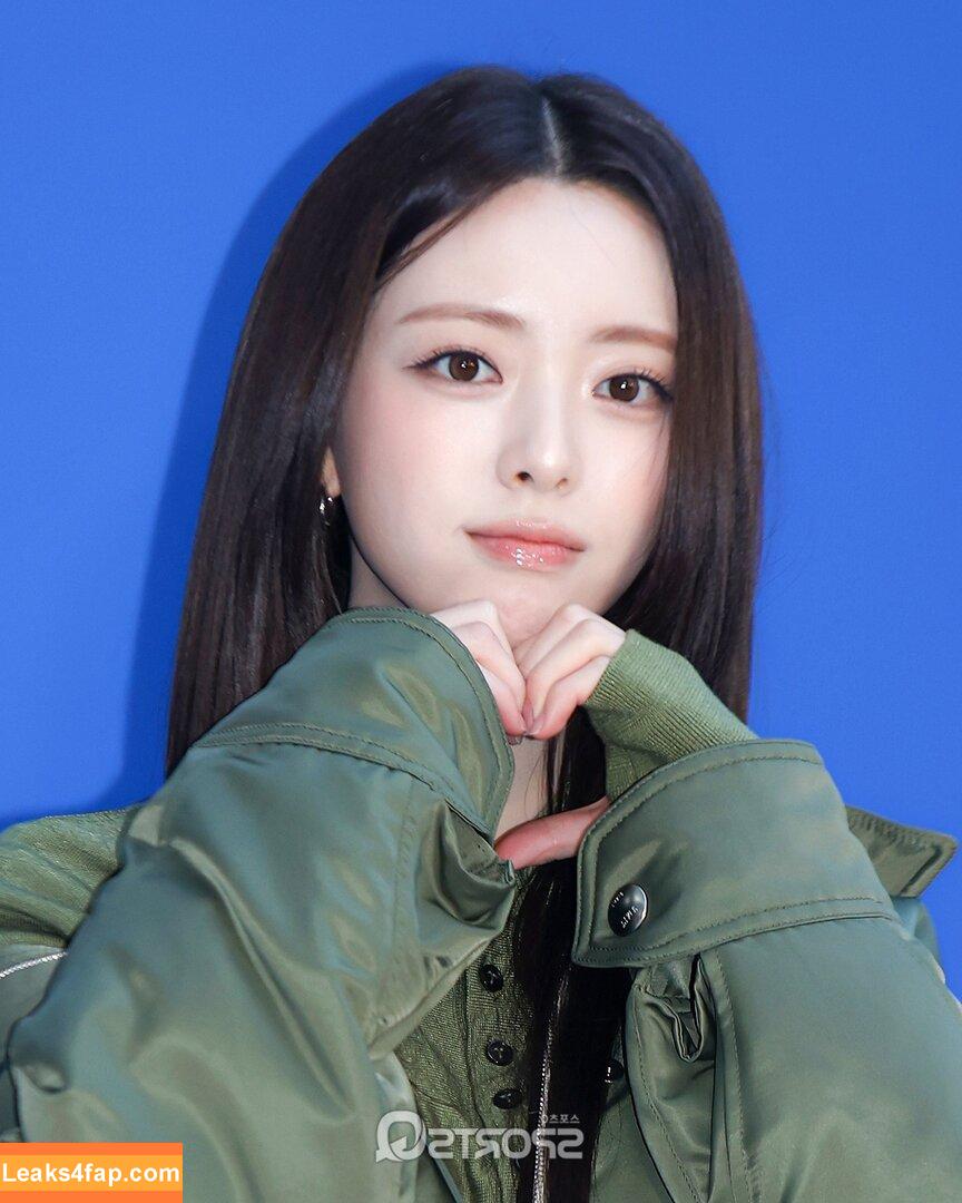 itzy.all.in.us / Shin Yu Na / Yuna ITZY / 유나 leaked photo photo #0554