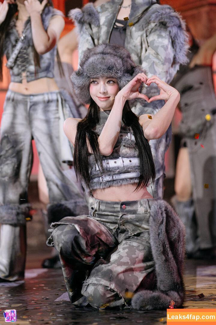 itzy.all.in.us / Shin Yu Na / Yuna ITZY / 유나 leaked photo photo #0563