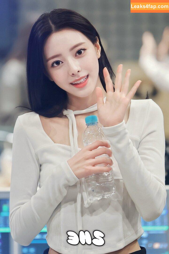 itzy.all.in.us / Shin Yu Na / Yuna ITZY / 유나 leaked photo photo #0565