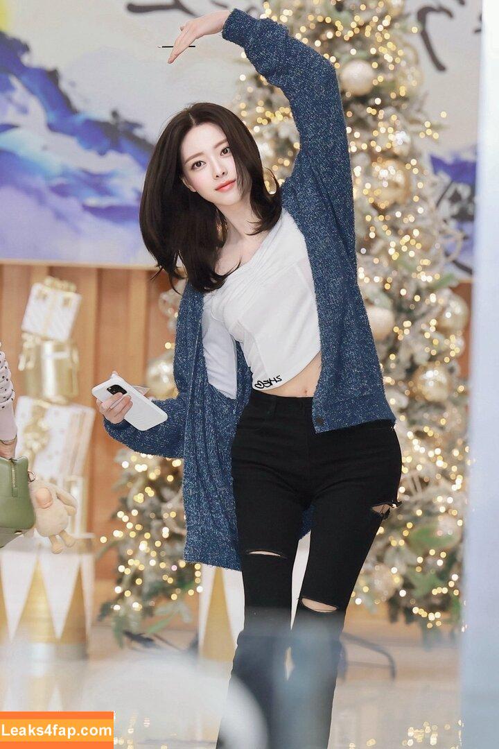 itzy.all.in.us / Shin Yu Na / Yuna ITZY / 유나 leaked photo photo #0567