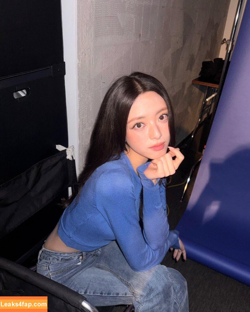 itzy.all.in.us / Shin Yu Na / Yuna ITZY / 유나 leaked photo photo #0586