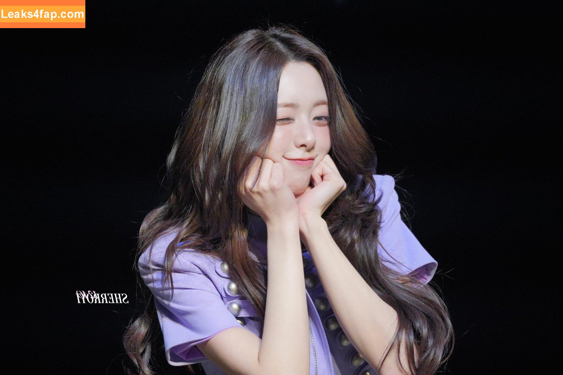 itzy.all.in.us / Shin Yu Na / Yuna ITZY / 유나 leaked photo photo #0623