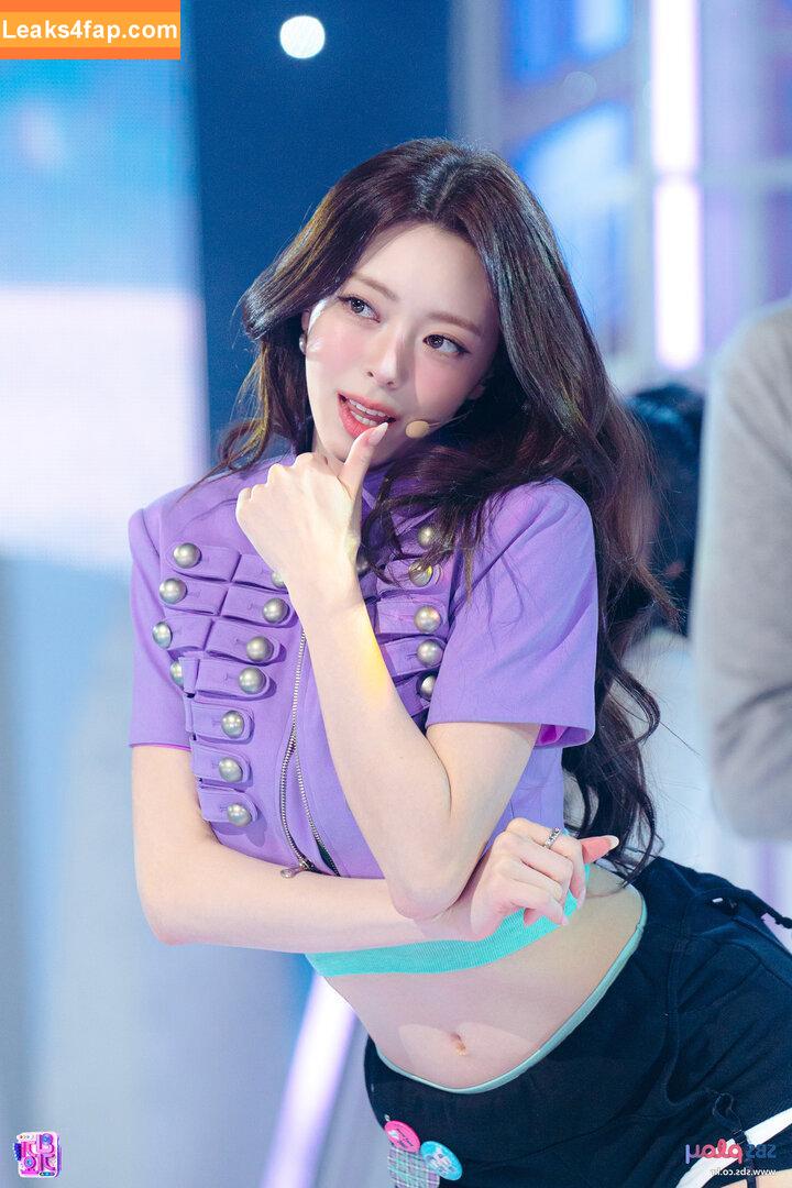 itzy.all.in.us / Shin Yu Na / Yuna ITZY / 유나 leaked photo photo #0639