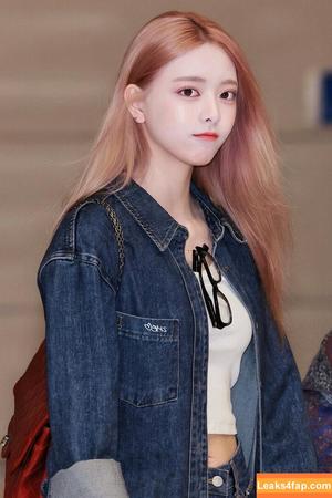 itzy.all.in.us photo #0443