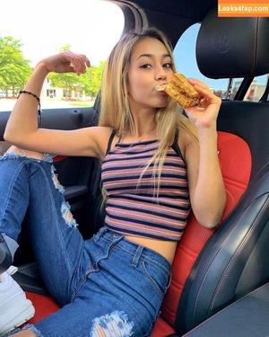 Ivanita Lomeli photo #0016
