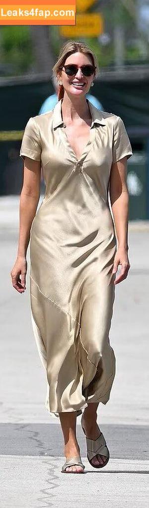 Ivanka Trump photo #0082