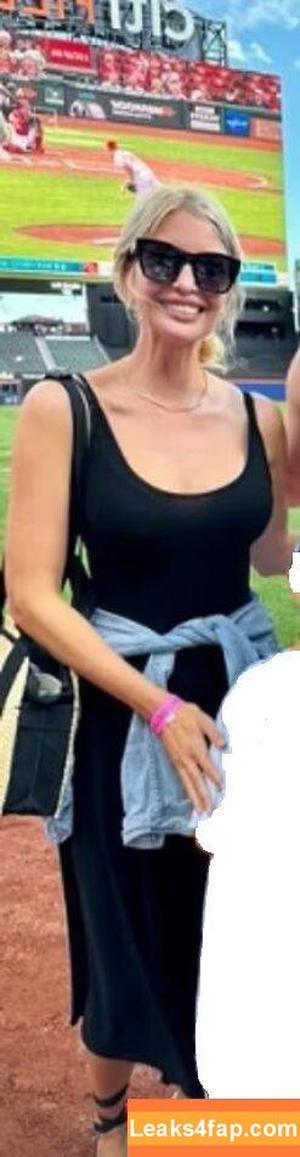 Ivanka Trump photo #0094