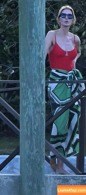 Ivanka Trump photo #0114