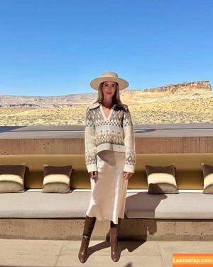 Ivanka Trump photo #0168