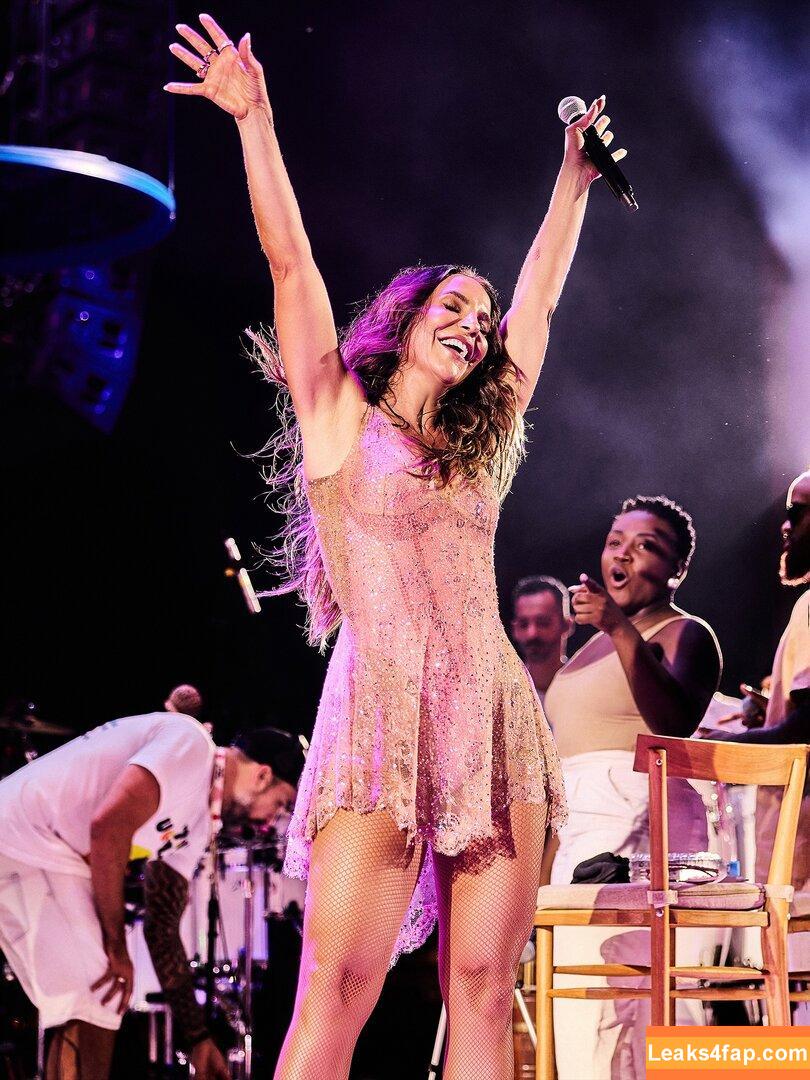 Ivete Sangalo / iammagicboy / ivetesangalo слитое фото фото #0060