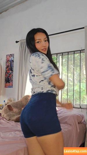 Ivonnita Bastida photo #0001
