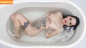 Ivy Divino photo #0089