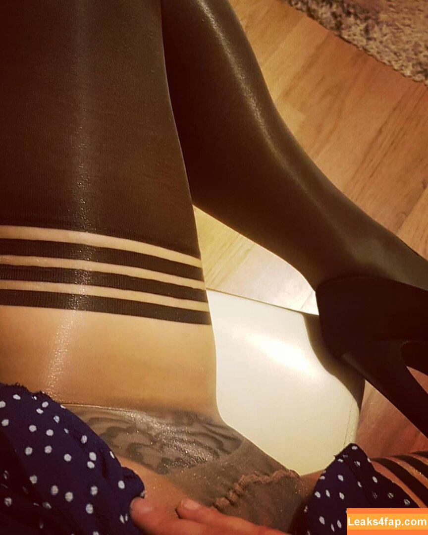 Ivy Rain / ivyrainuk / ivyyrain / littlemissivyy leaked photo photo #0015