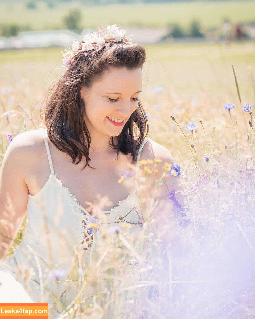 Ivy Rain / ivyrainuk / ivyyrain / littlemissivyy leaked photo photo #0031