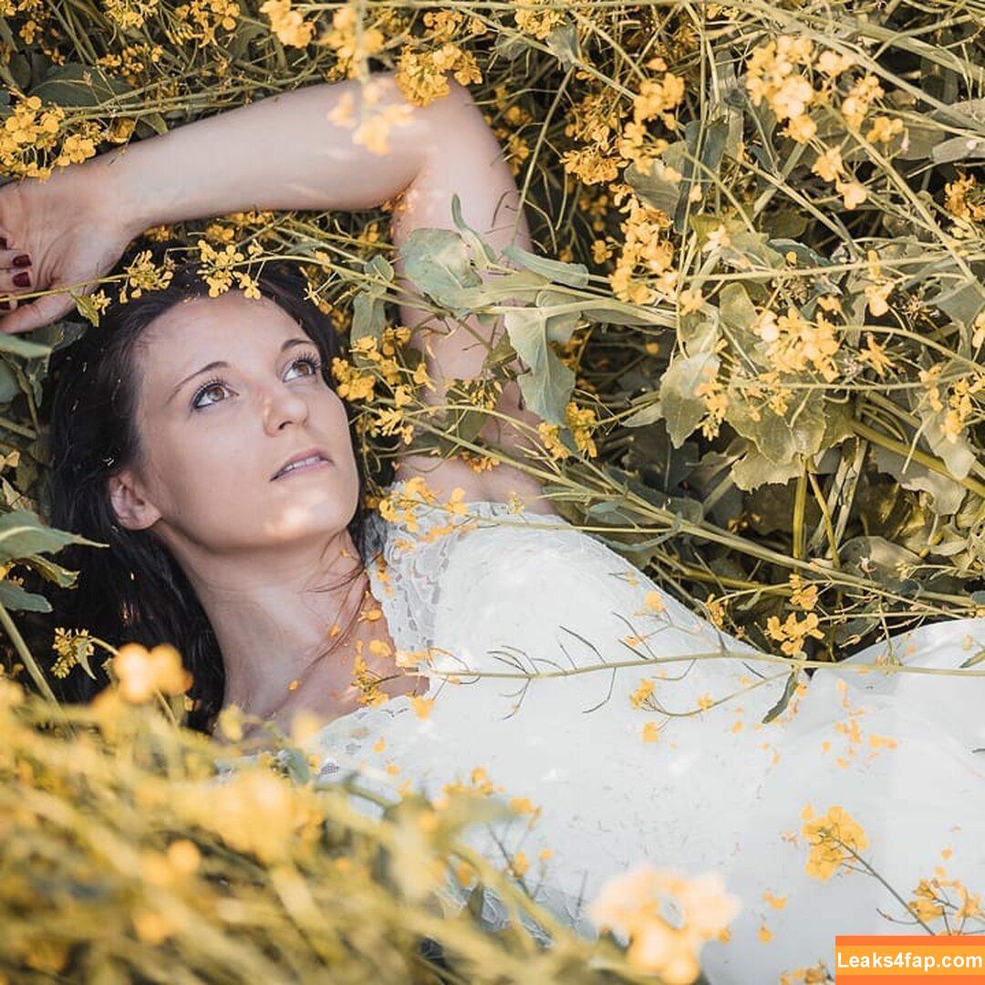 Ivy Rain / ivyrainuk / ivyyrain / littlemissivyy leaked photo photo #0043