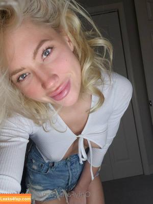 Ivy Wolfe photo #0563