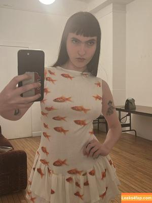 Ivy Wolk photo #0122