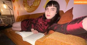 Ivy Wolk photo #0125