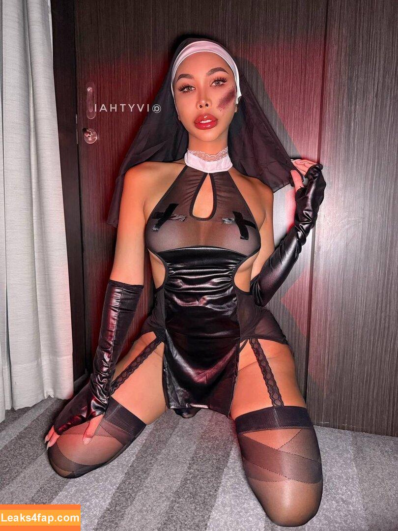 ivythai / thuthai_310 leaked photo photo #0276