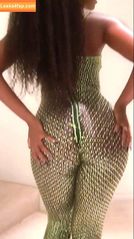 Iza Cantora / iza leaked photo photo #0031