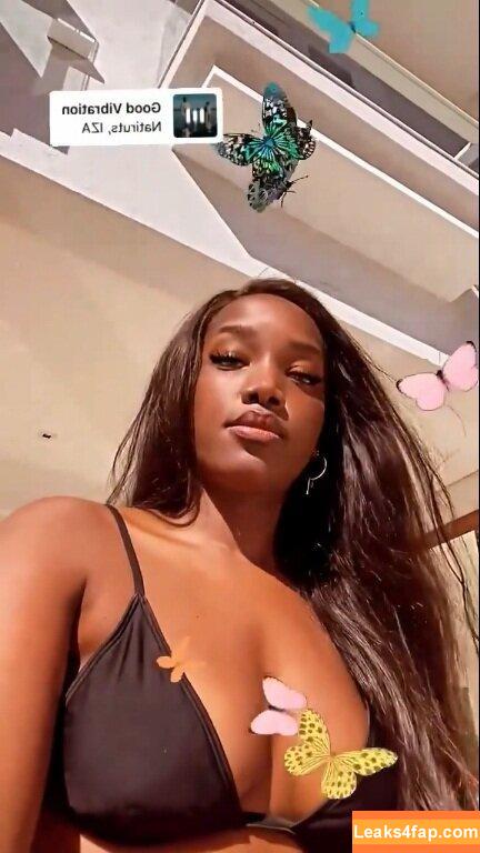 Iza Cantora / iza leaked photo photo #0052