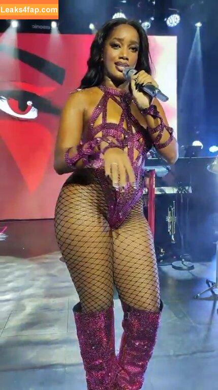 Iza Cantora / iza leaked photo photo #0093