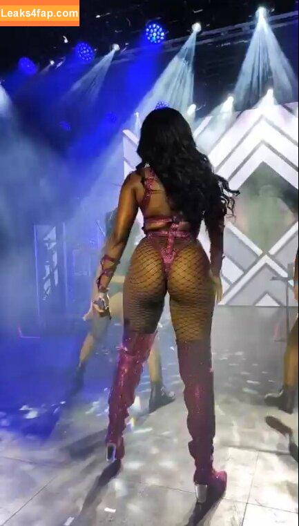 Iza Cantora / iza leaked photo photo #0096