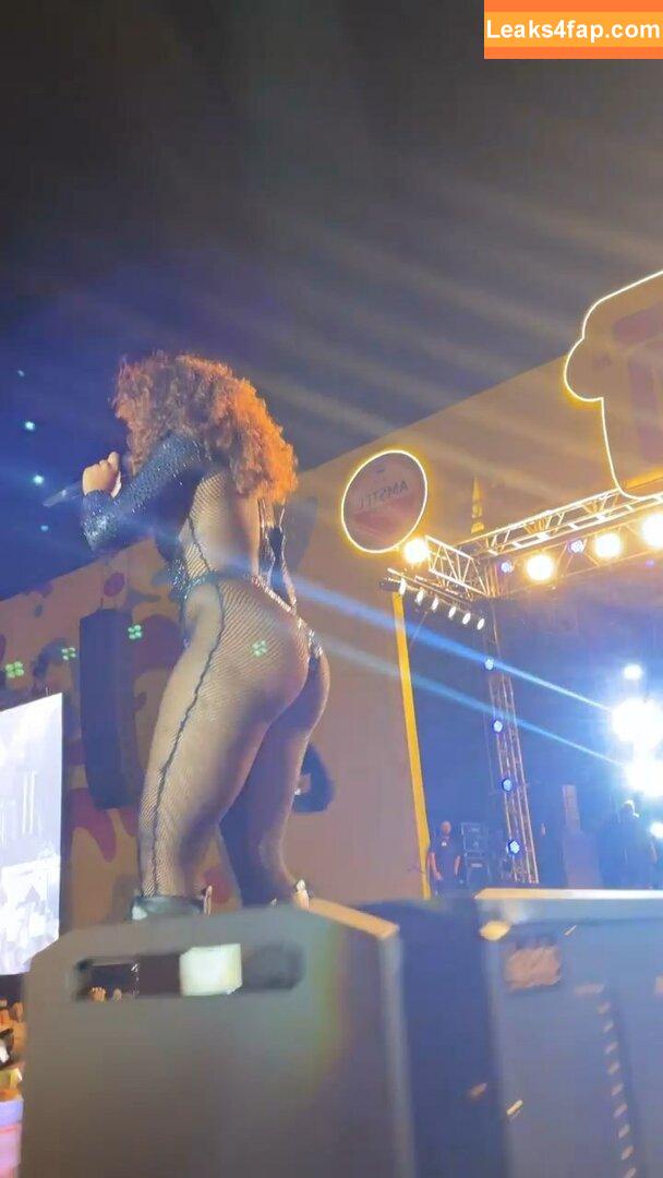 Iza Cantora / iza leaked photo photo #0102