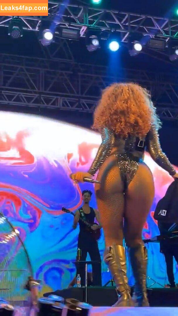 Iza Cantora / iza leaked photo photo #0105