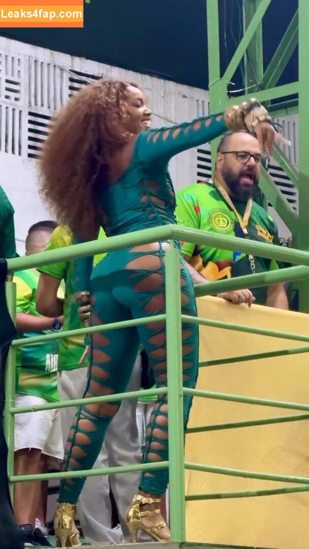 Iza Cantora / iza leaked photo photo #0408