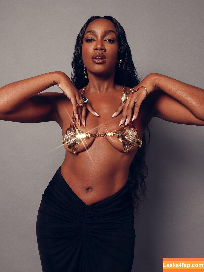 Iza Cantora / iza leaked photo photo #0416