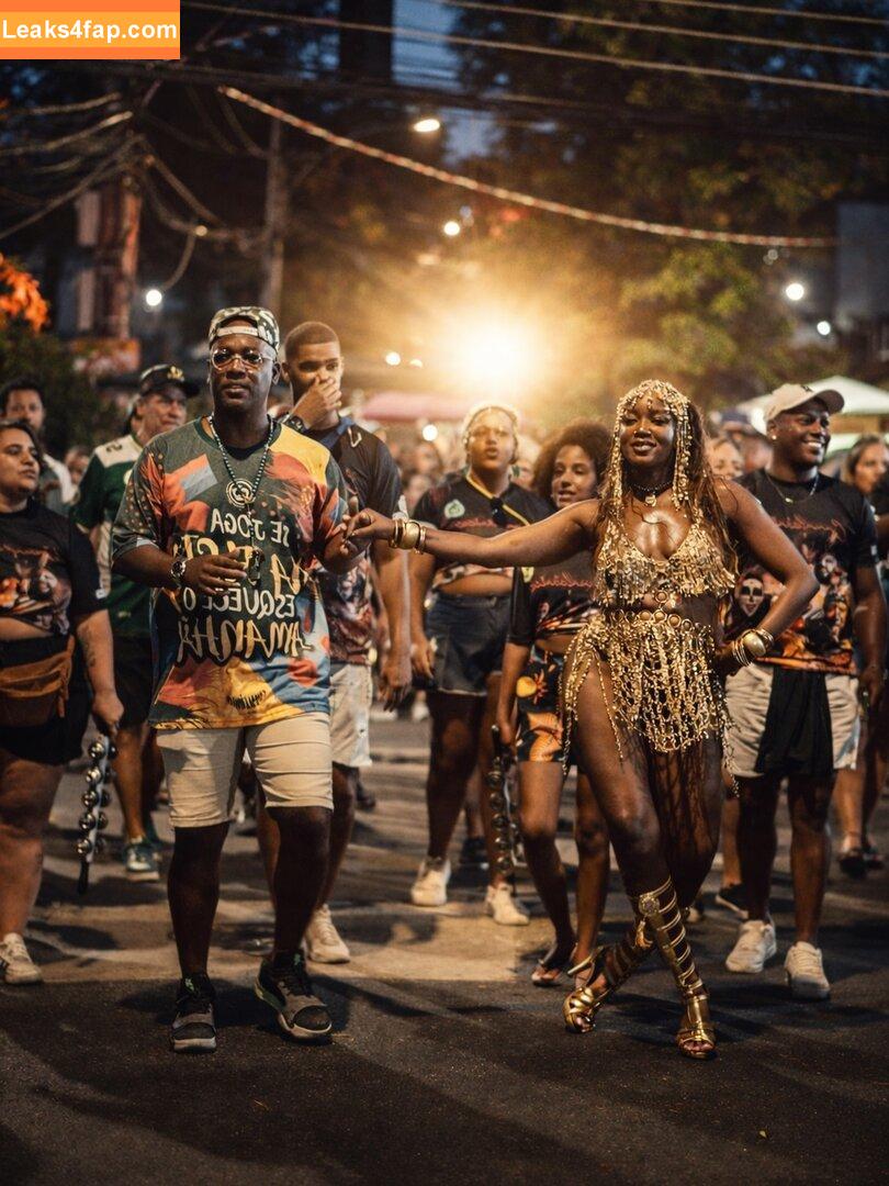 Iza Cantora / iza leaked photo photo #0425