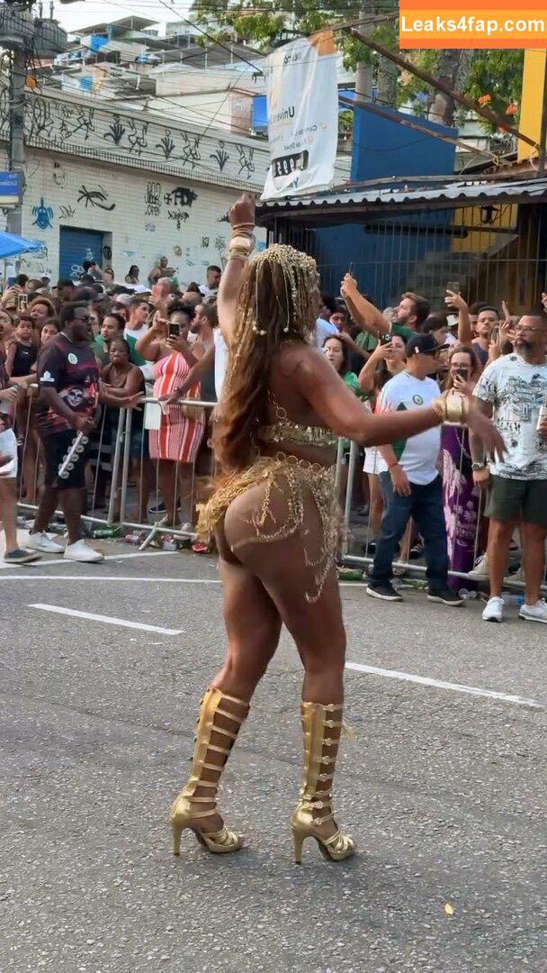 Iza Cantora / iza leaked photo photo #0431