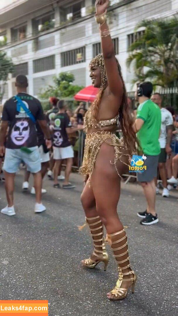 Iza Cantora / iza leaked photo photo #0438