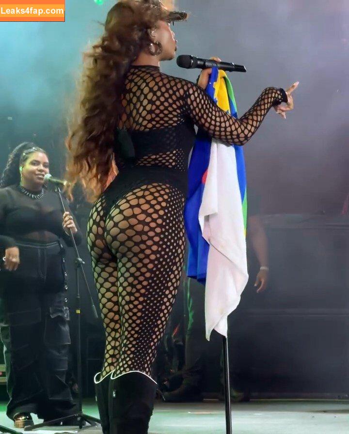 Iza Cantora / iza слитое фото фото #0484