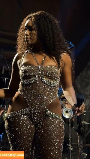 Iza Cantora photo #0372