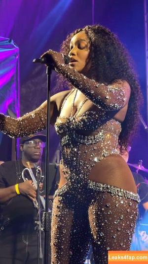 Iza Cantora photo #0374
