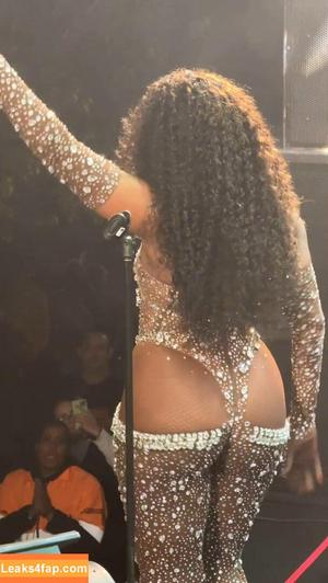 Iza Cantora photo #0376