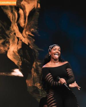 Iza Cantora photo #0396