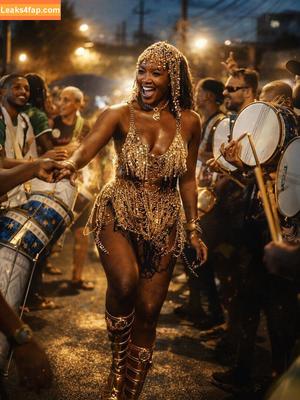 Iza Cantora photo #0423