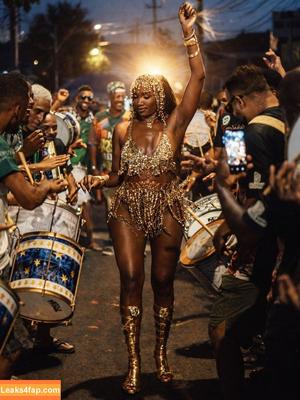 Iza Cantora photo #0426