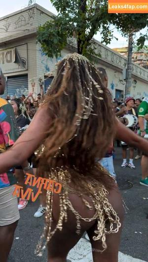 Iza Cantora photo #0428