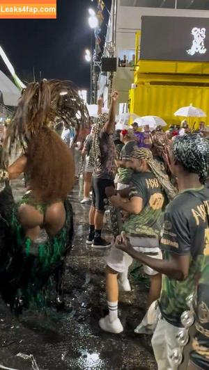 Iza Cantora photo #0452