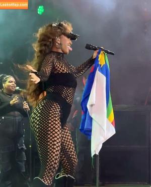 Iza Cantora фото #0482