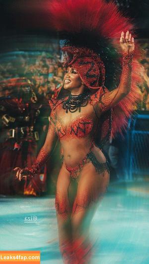 Iza Cantora photo #0486