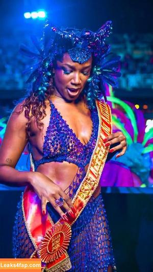 Iza Cantora photo #0488