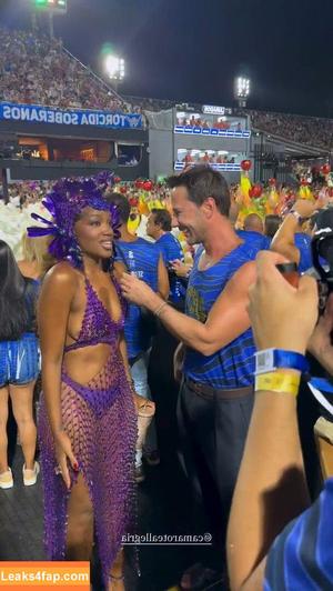 Iza Cantora photo #0492