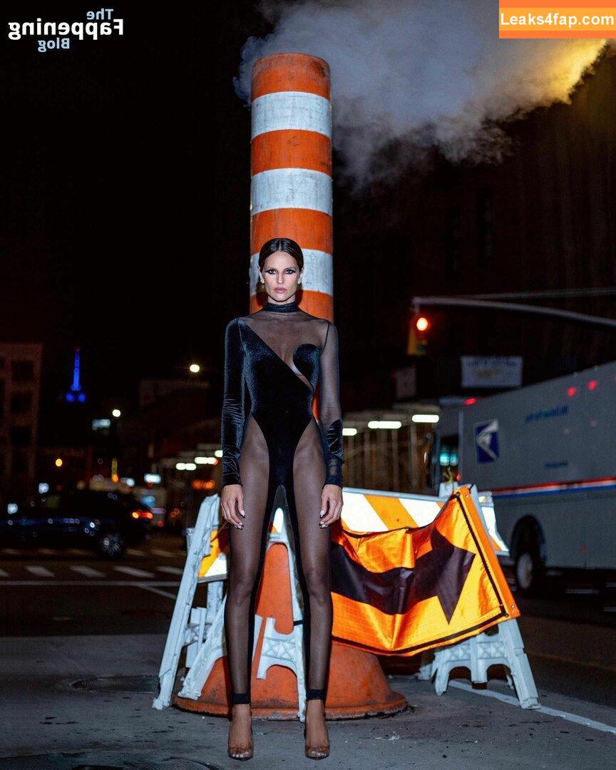 Izabel Goulart / iza_goulart / izabelgoulart leaked photo photo #0020