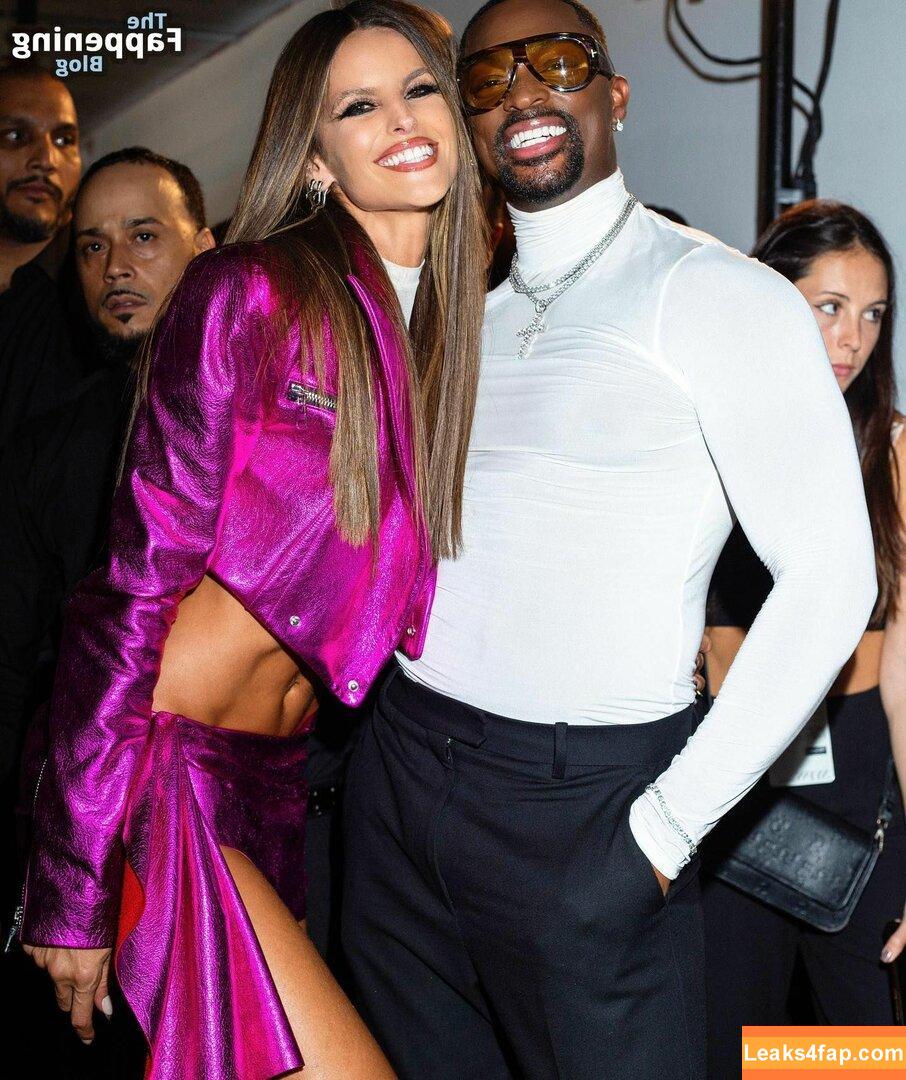 Izabel Goulart / iza_goulart / izabelgoulart leaked photo photo #0022