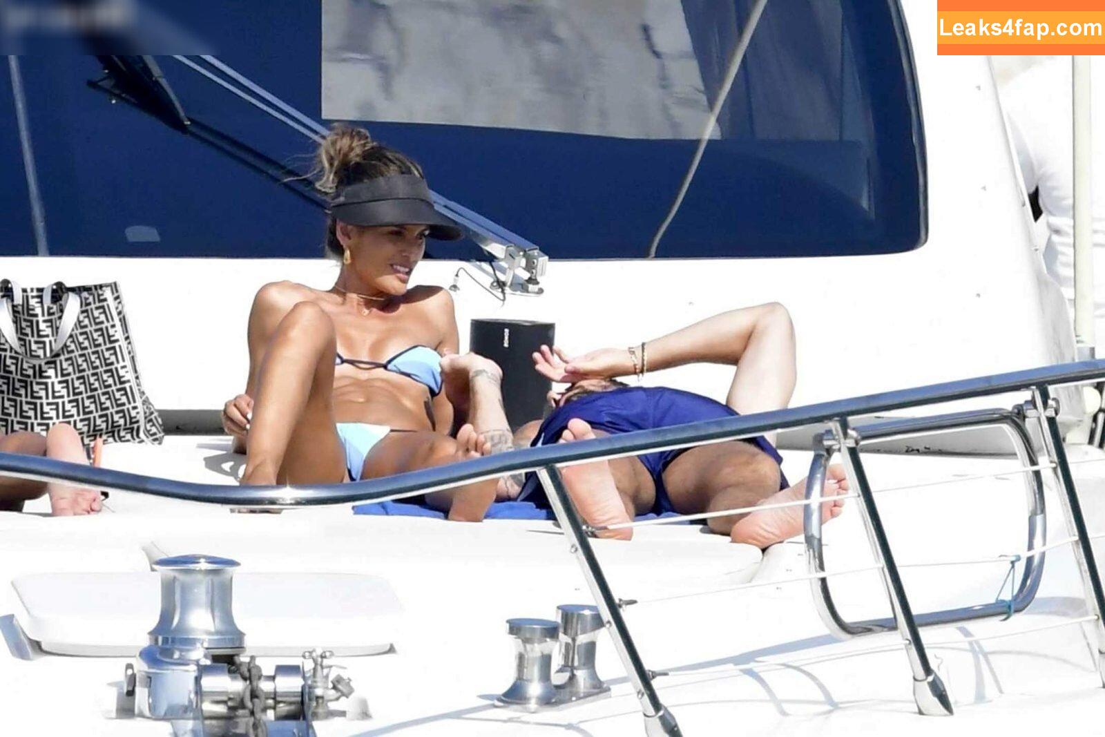 Izabel Goulart / iza_goulart / izabelgoulart leaked photo photo #0172